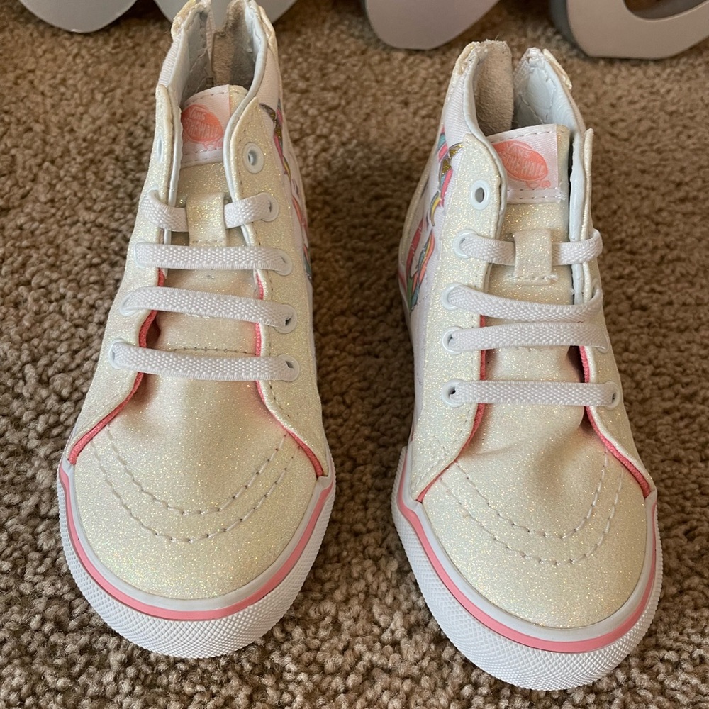 Girls new glitter unicorn Vans